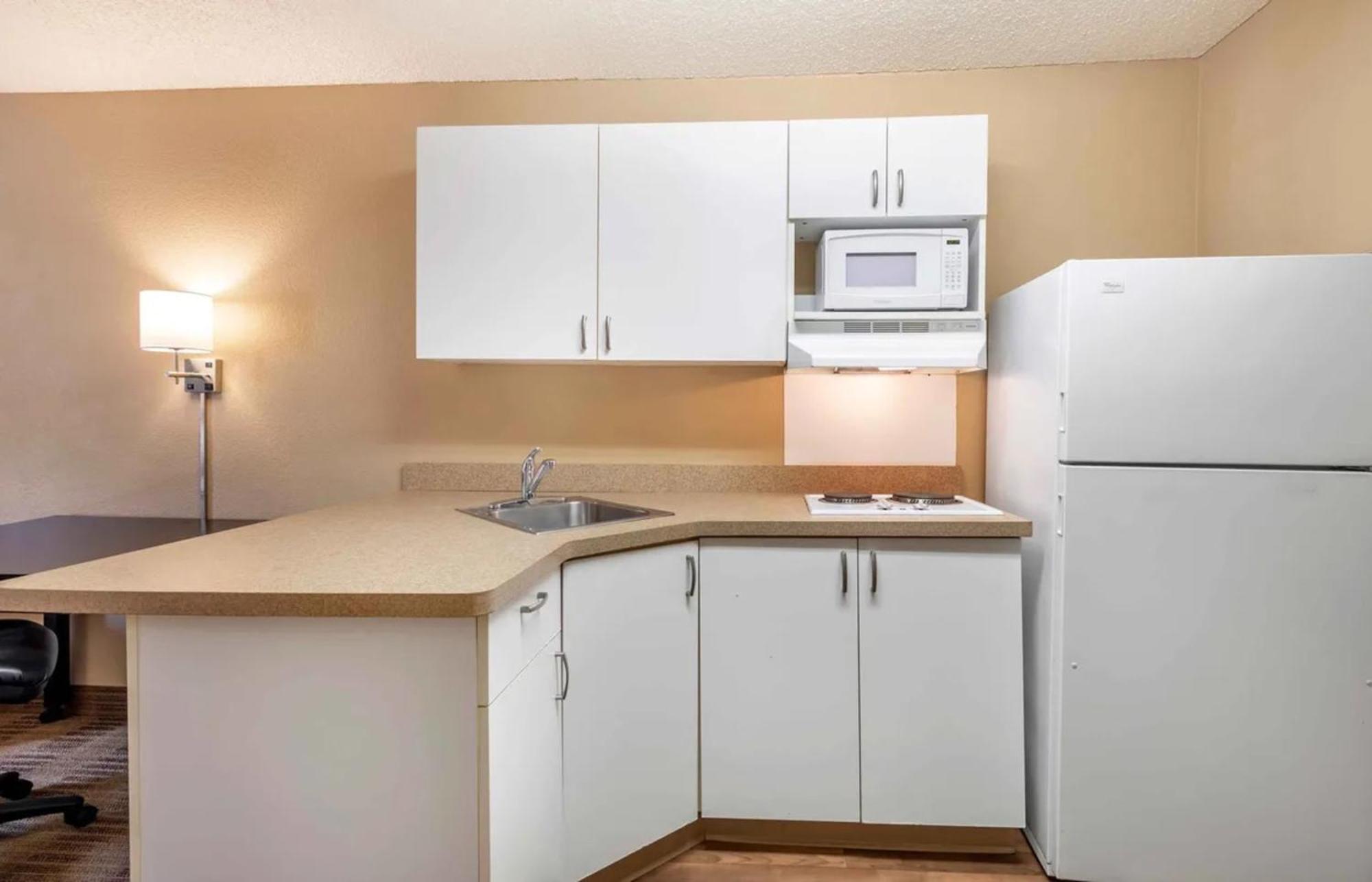 Relax Suites Extended Stay - La Mirada Exterior foto